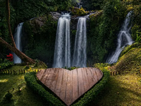 Curug Jenggala